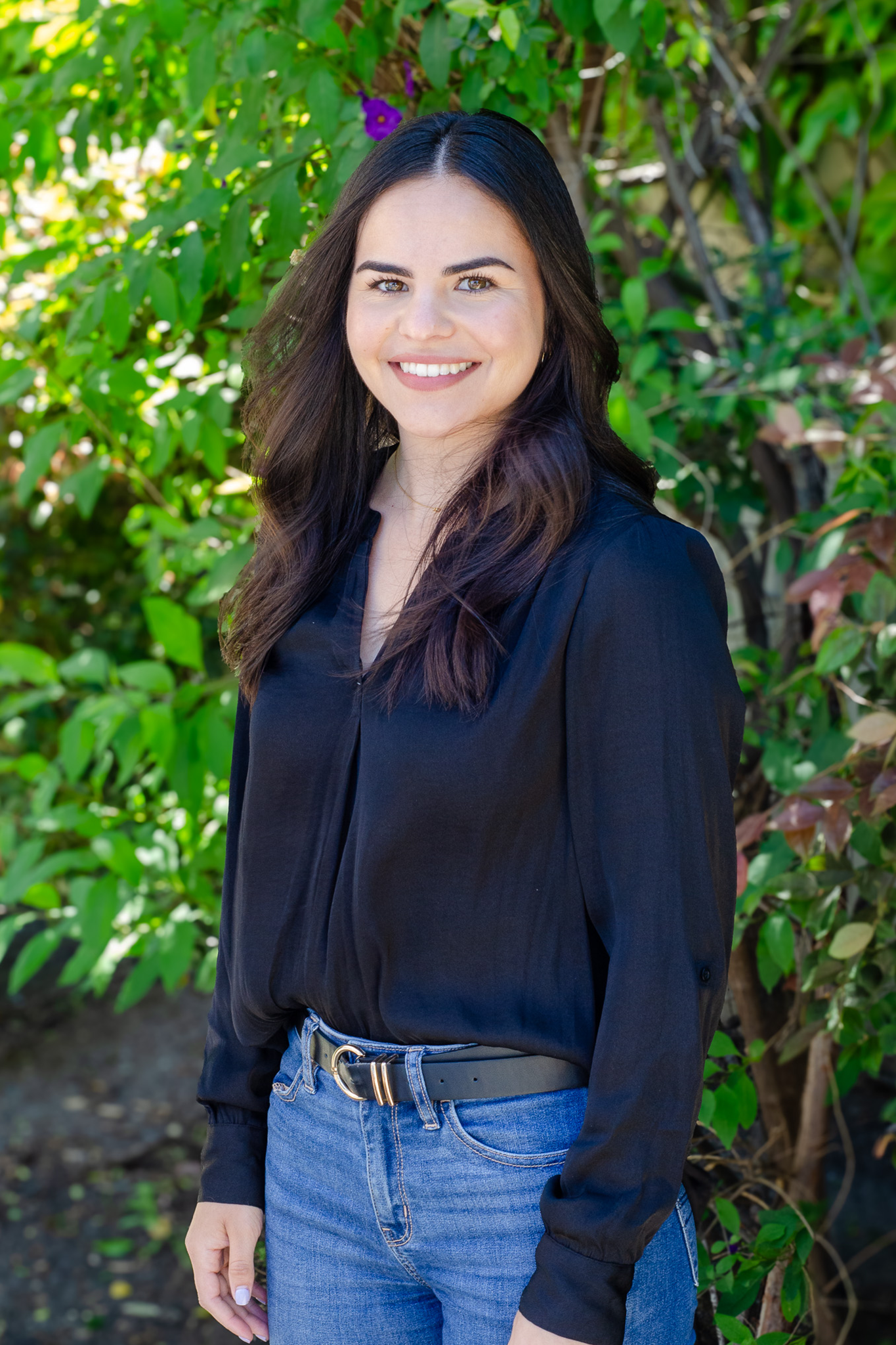 Miranda Cosgrove - Elson Electric